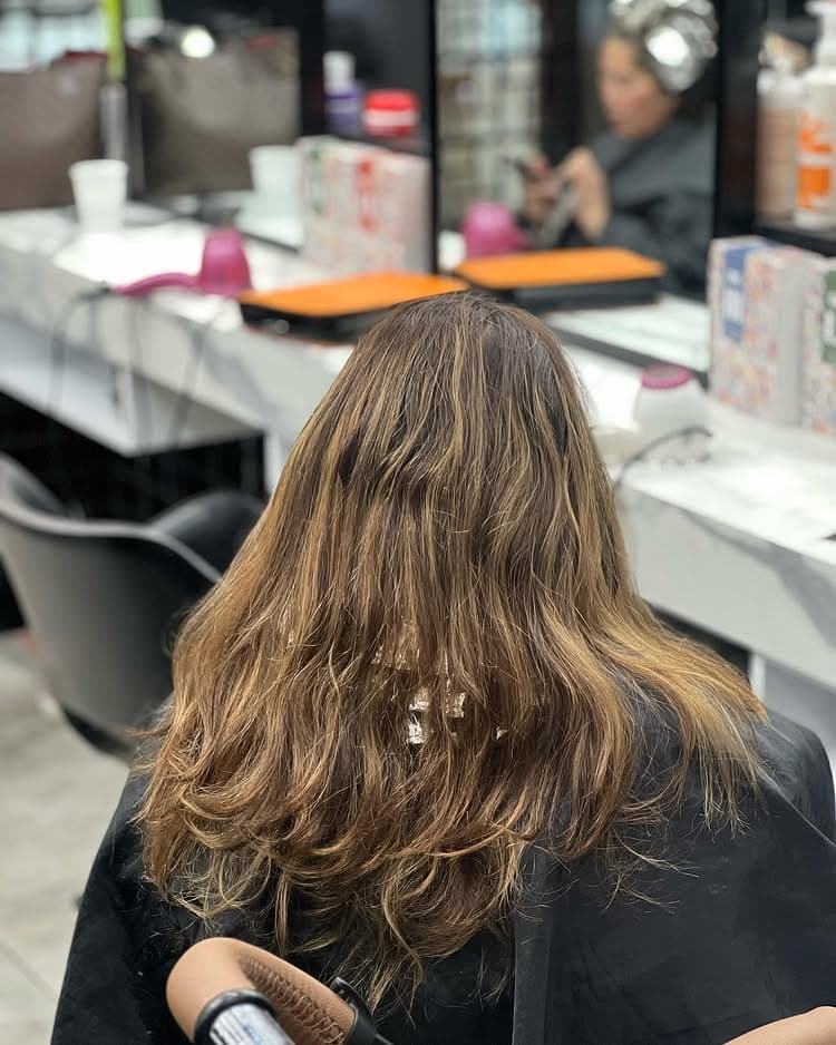 Colour & blow-dry, before